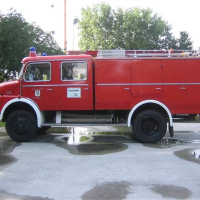 TLF16-25-4 Ausser Dienst.jpg